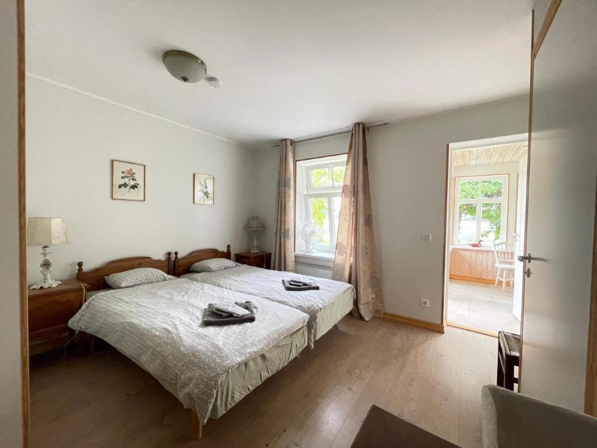 Haapsalu Guesthouse Екстериор снимка